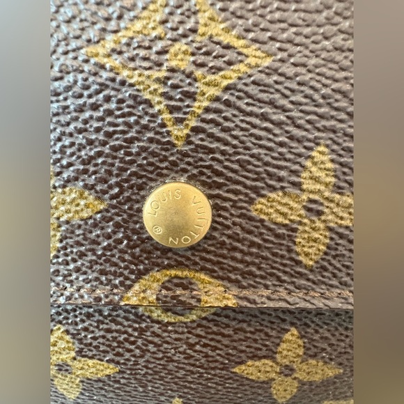 VINTAGE Louis Vuitton International Wallet - 9002 - Picture 3 of 15